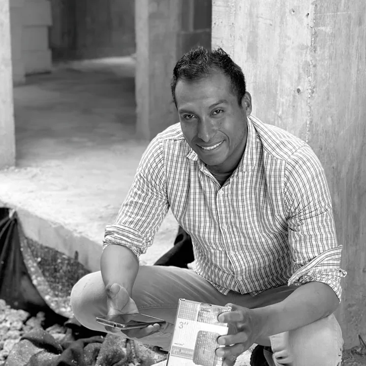 Omar, Instalaciones en BACO Arquitectos