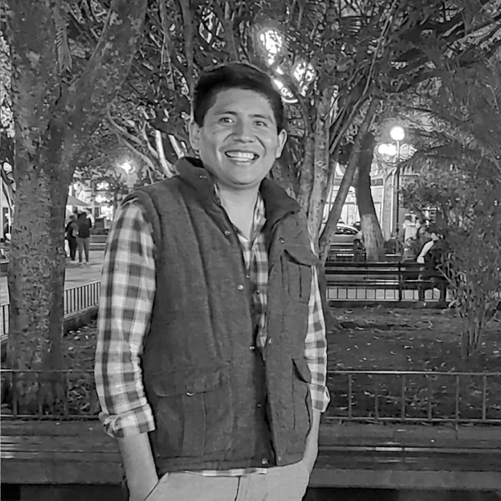 Octavio, Compras en BACO Arquitectos